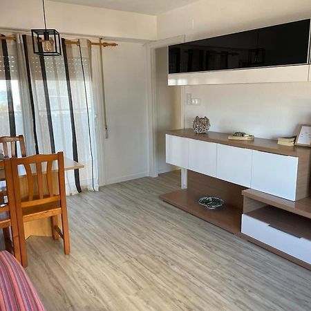 Apartamento En Complejo Residencial Con Piscina Y Garaje Frente Al Mar Valencia Eksteriør billede